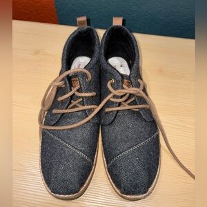 Skechers Bobs Women’s Charcoal Chukka Boots with Tan Accents